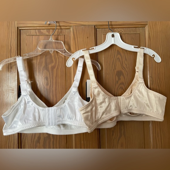 NWT Two Bali Women's Double Support Wirefree Bras, style 3820, 40C - Picture 2 of 5